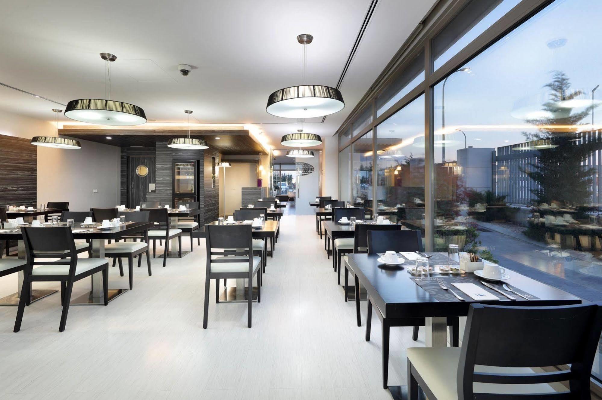 Hotel Eurostars Arenas De Pinto Zewnętrze zdjęcie